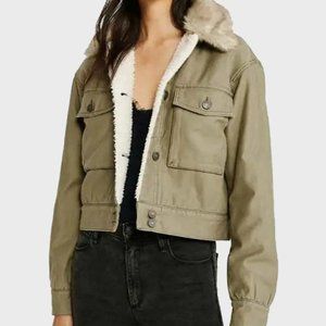 Abercrombie & Fitch cropped green jacket with faux sherpa lining